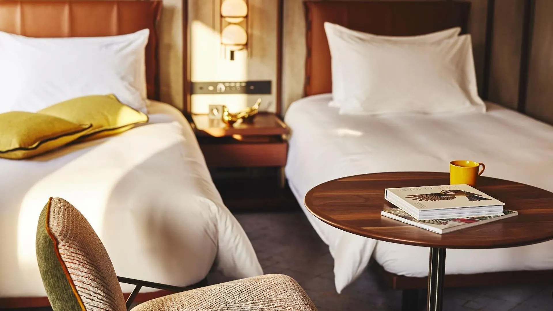 Voco Osaka Central By Ihg Hotel
